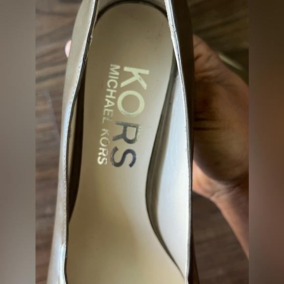 Michael Kors Patent Leather 5-Inch Round Toe Heel - Picture 7 of 10